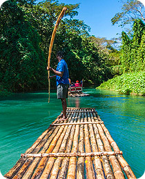 Bambus-Rafting