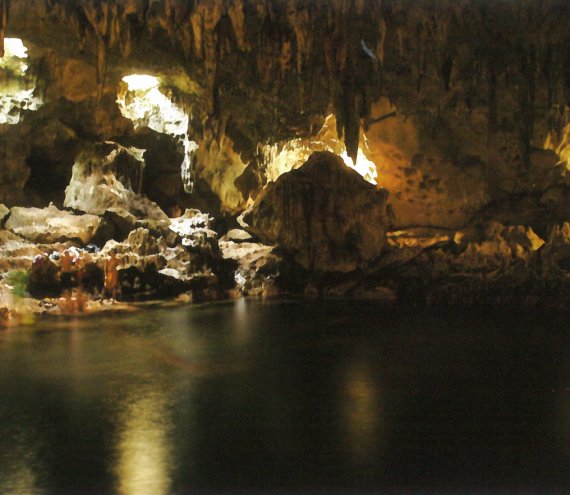 Die Hinagdanan Höhle