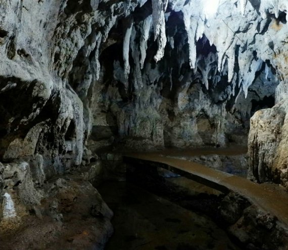 Die Hayop-hayopan Höhle