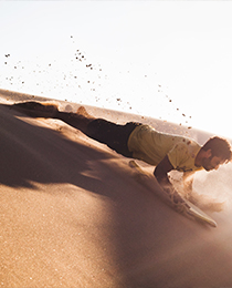 Sandboarden